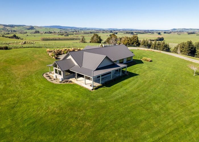  at 1521 Dipton-Winton Highway, Winton, Southland, Southland
