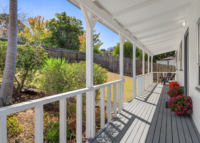  at 38 John Downs Drive, Browns Bay, North Shore City, Auckland