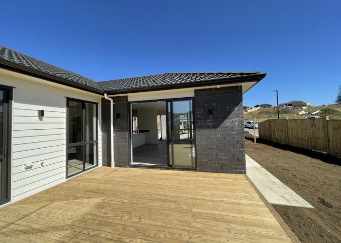  at 52  Peacock Place, Pokeno, Franklin, Auckland