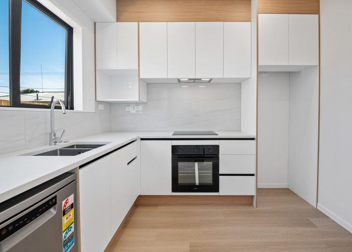  at 140E Weymouth Road, Manurewa, Manukau City, Auckland