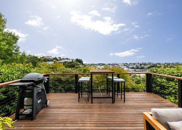  at 9 Havelock Terrace, Hospital Hill, Napier