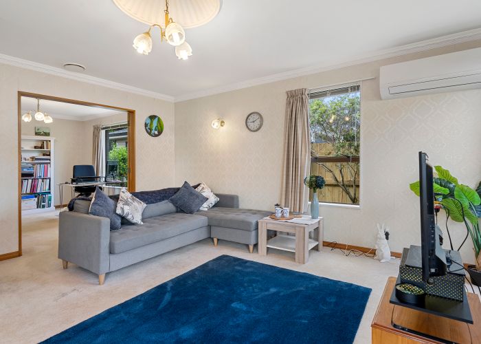  at 2/954 High Street, Avalon, Lower Hutt