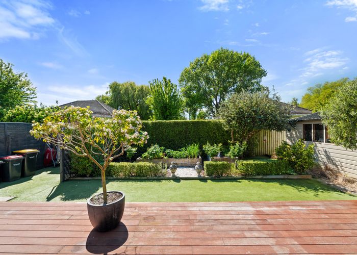  at 12 Wilsons Road South, Saint Martins, Christchurch