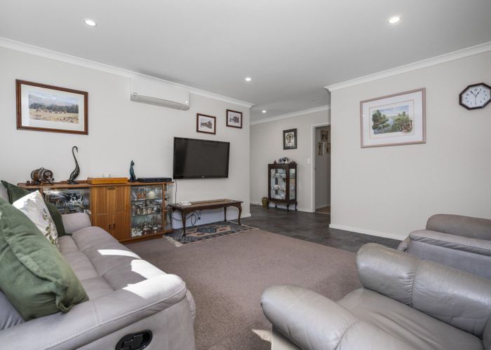  at 8 Coad Lane, Pyes Pa, Tauranga, Bay Of Plenty