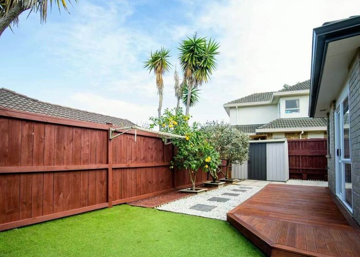  at 3 Villarosa Lane, Flat Bush, Manukau City, Auckland