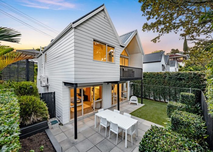  at 18 Shera Road, Remuera, Auckland City, Auckland