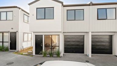  at 10/60 Kelman Road, Kelston, Auckland