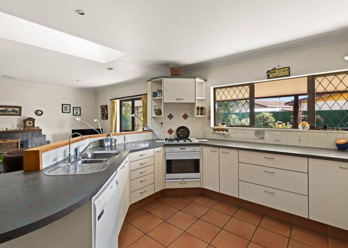  at 10 Swansea Place, Tamatea, Napier