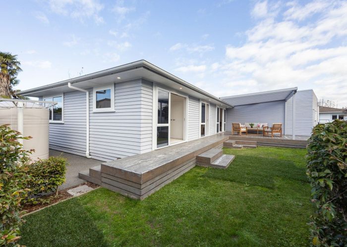  at 26 Mount View Road, Melville, Hamilton