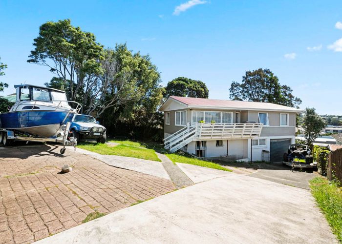  at 101  Bruce Road, Glenfield, North Shore City, Auckland