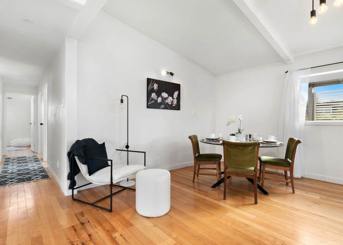  at 21 & 21A Patts Avenue, Glendene, Waitakere City, Auckland