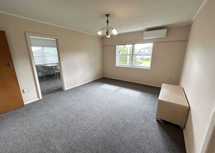  at 220 Te Atatu Road, Te Atatu South, Waitakere City, Auckland