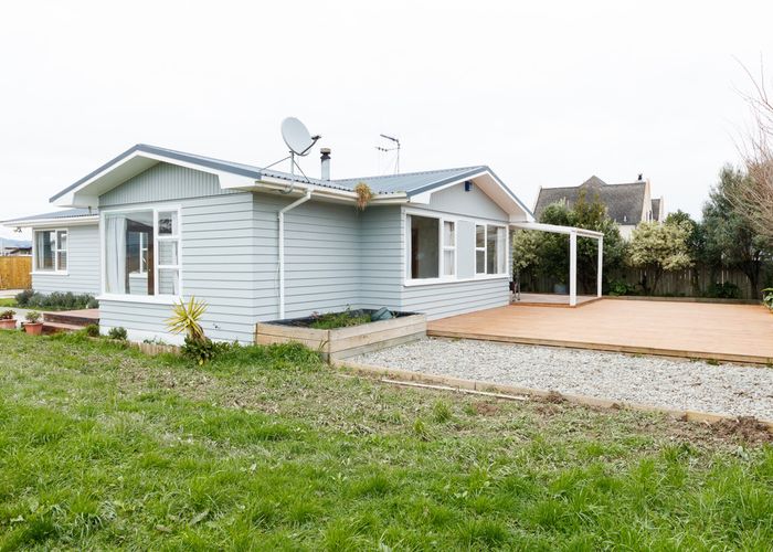Free property data for 79 James Line, Kelvin Grove, Palmerston North