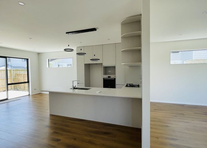  at 8B Ruahine Street, Avondale, Auckland