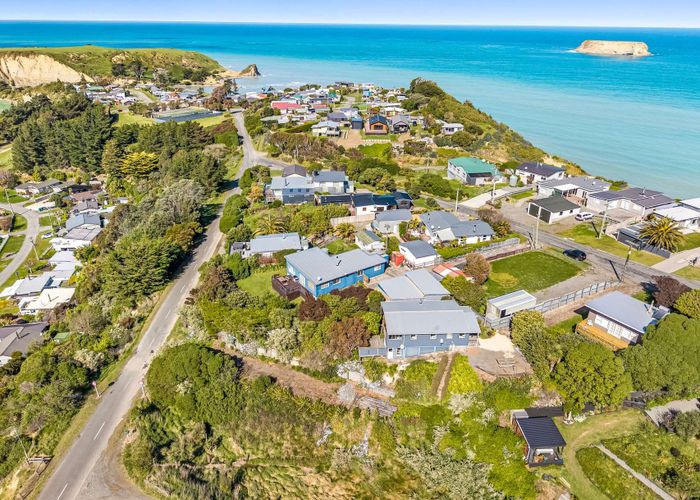  at 16 Hall Street, Motunau, Hurunui, Canterbury