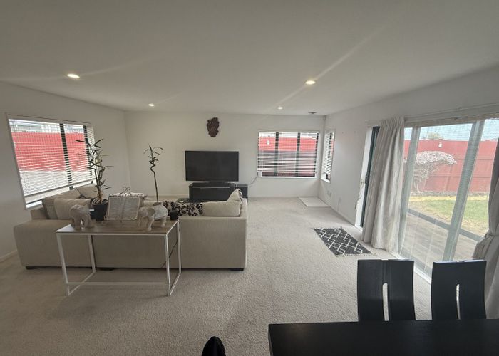  at 1/338 Mount Albert Road, Mount Roskill, Auckland City, Auckland