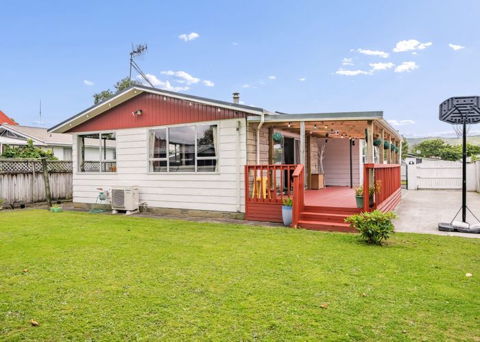  at 71 California Drive, Totara Park, Upper Hutt, Wellington