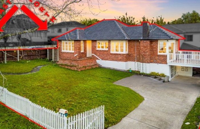  at 355 Blockhouse Bay Road, Blockhouse Bay, Auckland