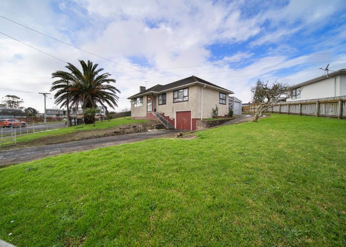  at 27 Fisher Crescent, Otara, Auckland