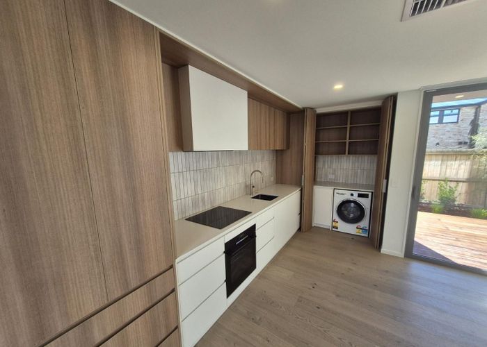  at 2/23 Webb Street, Merivale, Christchurch City, Canterbury