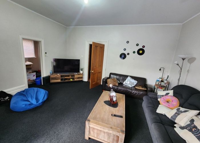  at 51 Windermere Road, Papanui, Christchurch