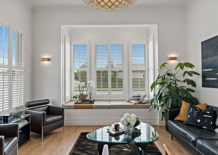  at 37 Renfrew Avenue, Sandringham, Auckland