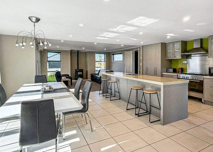  at 14 Torbay Avenue, Huntingdon, Ashburton, Canterbury