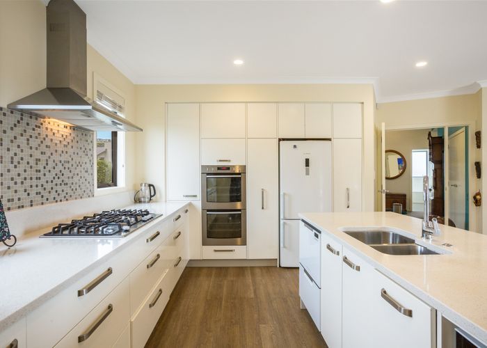  at 2 John Burke Drive, Aotea, Porirua