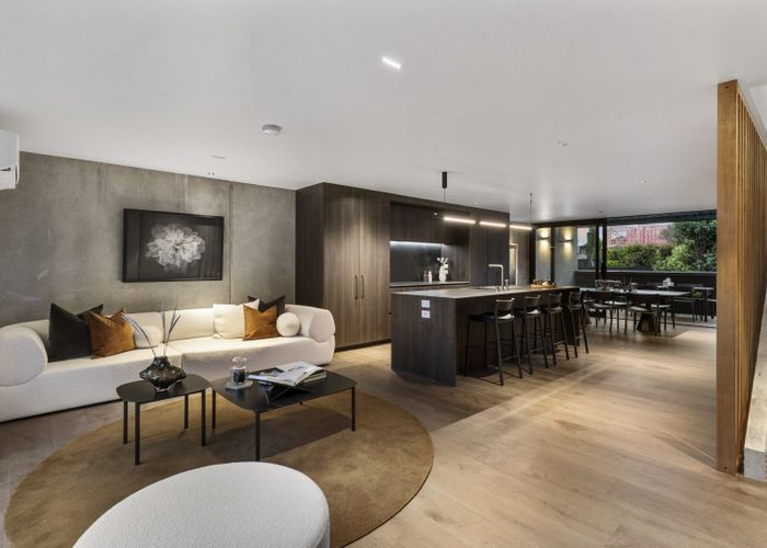  at 2/279 Lake Road, Belmont, Auckland
