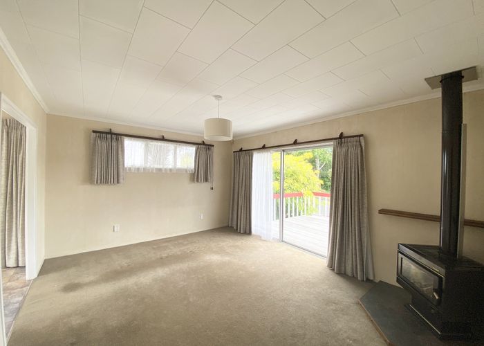  at 15 Longreach Drive, Sunnyvale, Auckland