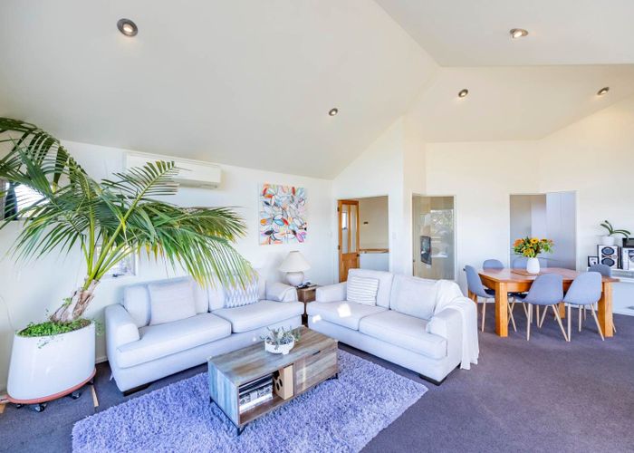  at 44A Quebec Road, Milford, North Shore City, Auckland