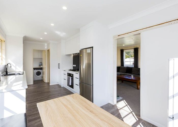  at 62 Hillside Drive, Maoribank, Upper Hutt