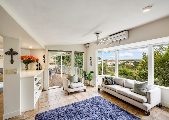  at 2 Coleman Terrace, Hospital Hill, Napier, Hawke's Bay