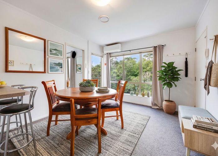  at 12/120 Beach Haven Road, Beach Haven, North Shore City, Auckland