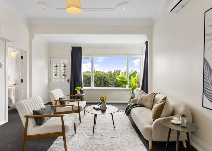  at 11 Bruce Avenue, Brooklyn, Wellington, Wellington