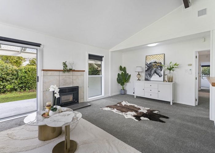  at 3 Valencia Place, Manurewa, Manukau City, Auckland