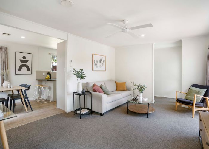  at 4 Urban Grove, Ranui, Auckland