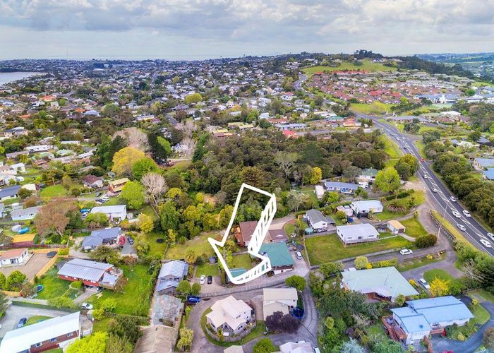  at 4/372 Whangaparaoa Road, Stanmore Bay, Whangaparaoa