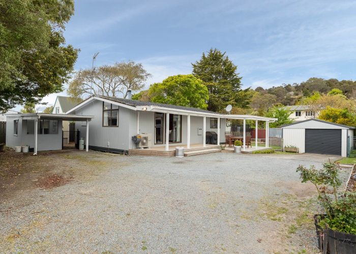  at 9A Heretaunga Square, Silverstream, Upper Hutt