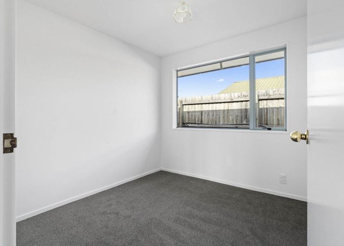  at 4 Wildwood Avenue, Wainoni, Christchurch