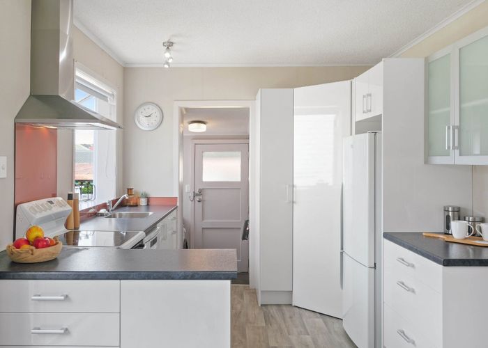  at 41 Titoki Street, Te Atatu Peninsula, Waitakere City, Auckland