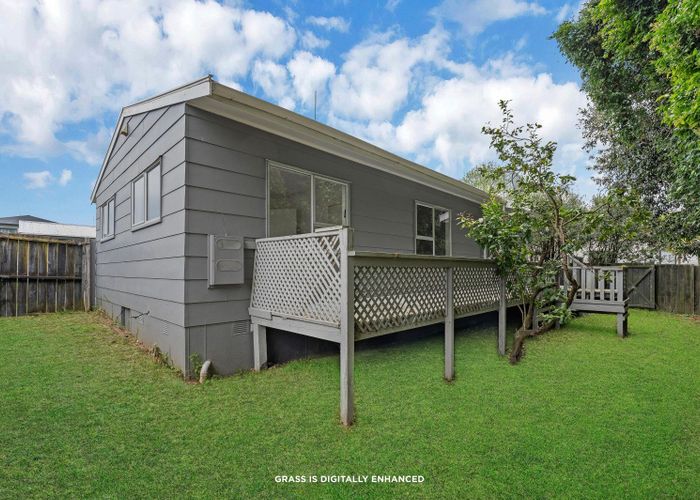  at 1/11 Justamere Place, Weymouth, Manukau City, Auckland