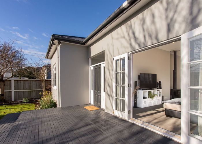  at 58 Hawkesbury Avenue, St Albans, Christchurch