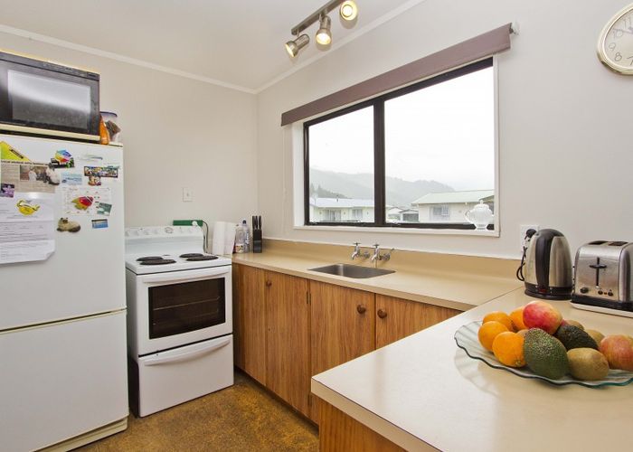  at 8A Weymouth Grove, Wainuiomata, Lower Hutt