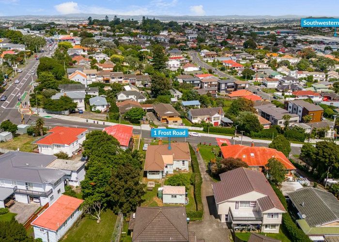  at 1 Frost Road, Mount Roskill, Auckland City, Auckland