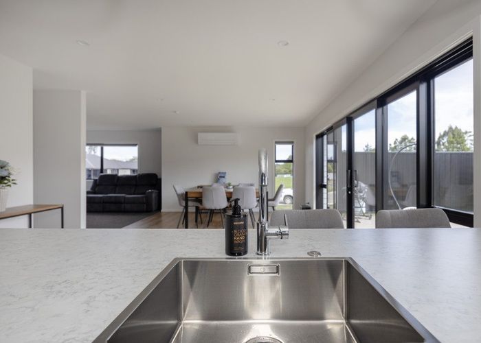  at 7 Whitehaven Street, Weston, Waitaki, Otago