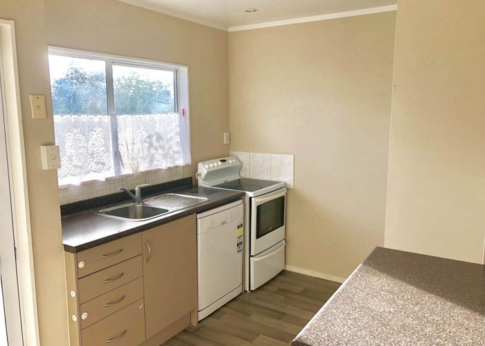  at 2/12 Claridge Street, Glen Eden, Waitakere City, Auckland