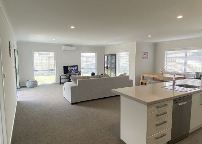  at 126 Puhirake Crescent, Pyes Pa, Tauranga