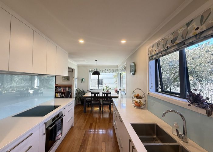  at 11 Lake Terrace Road, Burwood, Christchurch