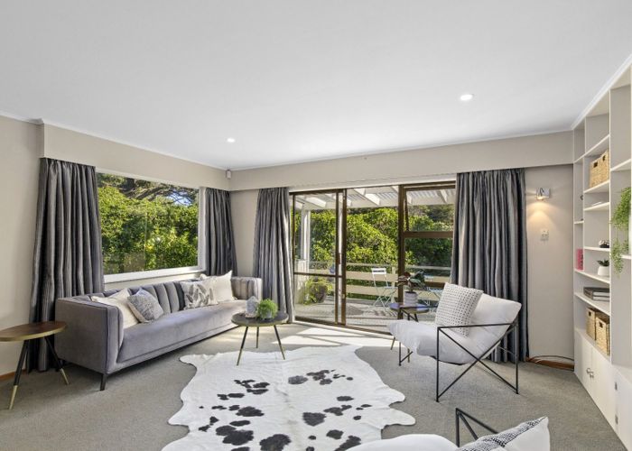  at 10 Palm Grove, Belmont, Lower Hutt
